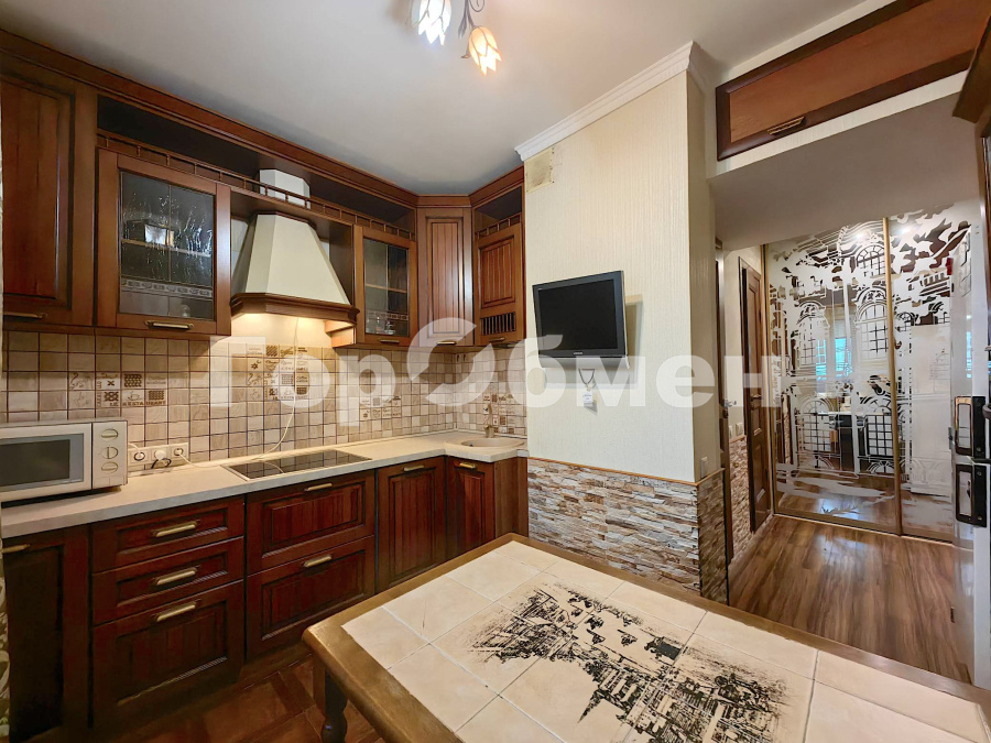 Аренда 2-комнатной квартиры, Москва, Россия,   улица Говорова