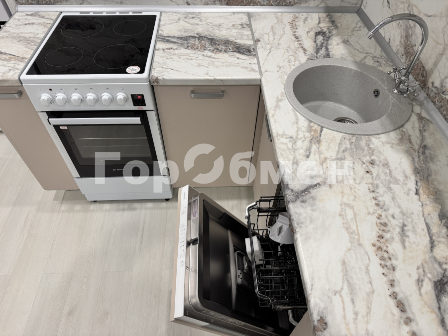 Аренда квартиры, Москва, Россия,   Новоостаповская улица