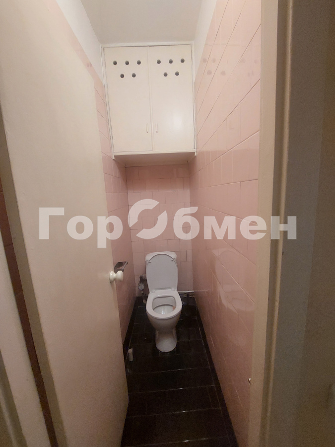 Продажа 2-комнатной квартиры, Москва, Россия,   Чусовская улица