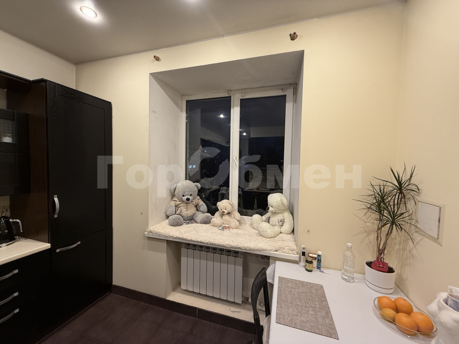 Продажа 2-комнатной квартиры, Москва, Россия,    Кутузовский проспект