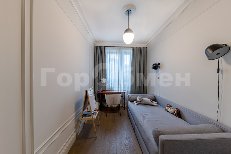 Продажа 3-комнатной квартиры, Москва, Россия,    Минская улица