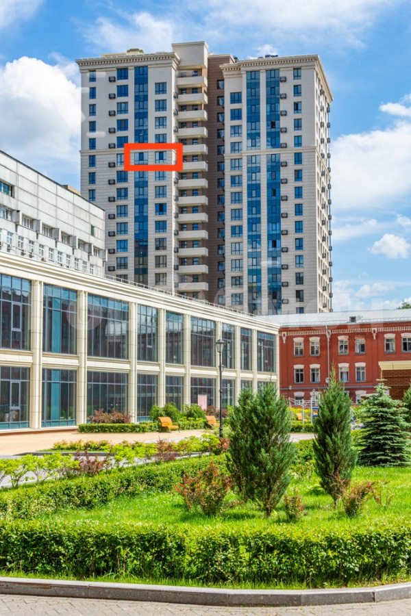 Продажа 2-комнатной квартиры, Москва, Россия,   Рубцовско-Дворцовая улица
