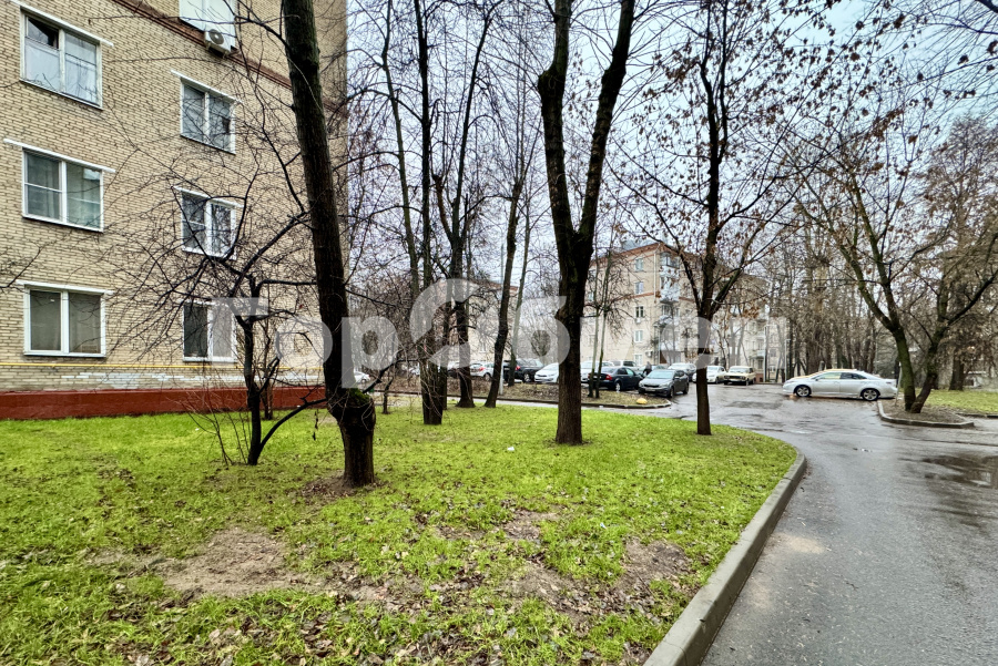 Продажа 2-комнатной квартиры, Москва, Россия,   улица Ремизова