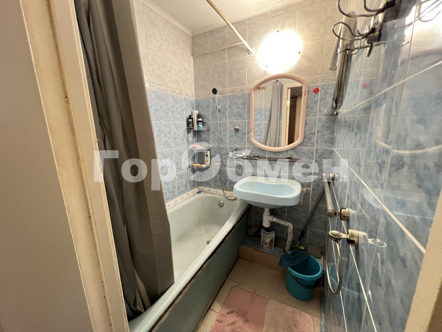 Аренда 2-комнатной квартиры, Москва, Россия,   Саянская улица