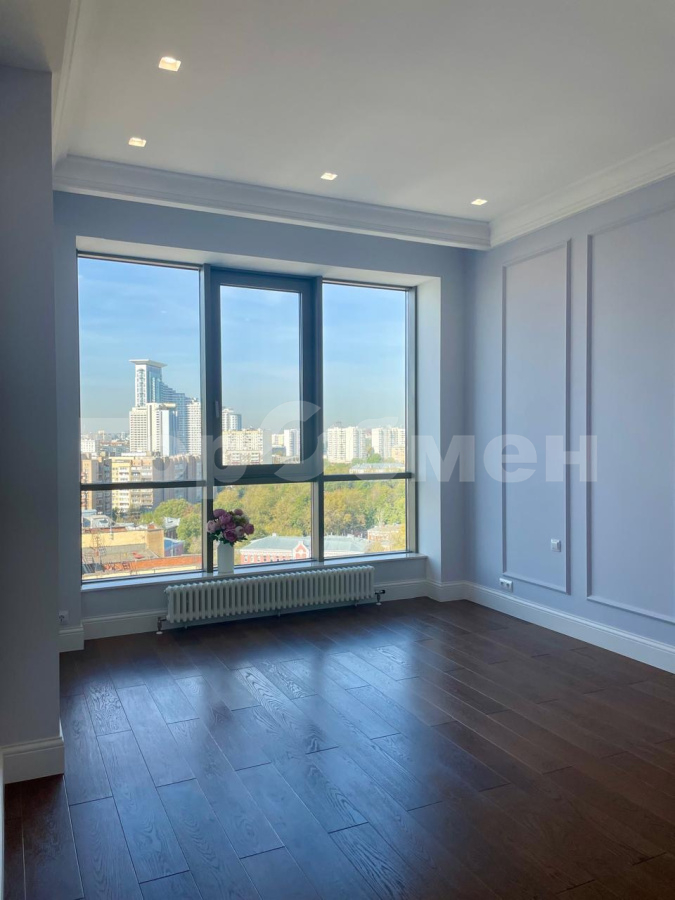 Продажа 2-комнатной квартиры, Москва, Россия,   Рубцовско-Дворцовая улица