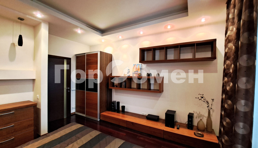 Аренда 3-комнатной квартиры, Москва, Россия,   улица Тёплый Стан