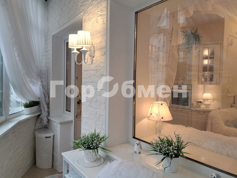 Продажа 3-комнатной квартиры, Москва, Россия,   1-я Владимирская улица