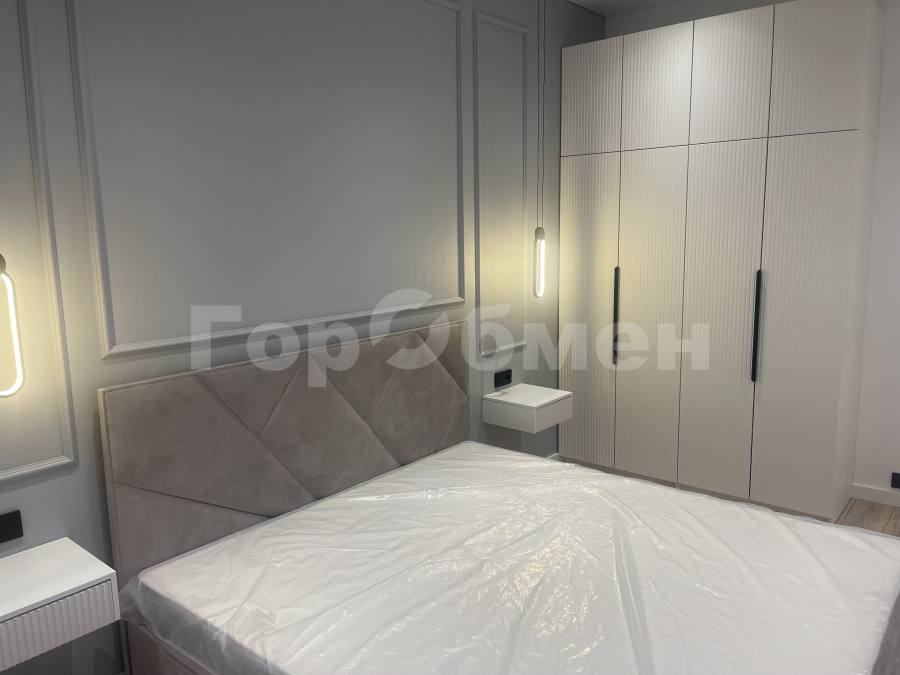 Продажа 2-комнатной квартиры, Москва, Россия,   улица Виктора Маслова