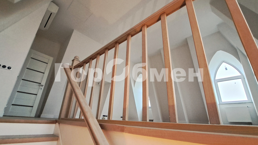 Продажа 4-комнатной квартиры, Москва, Россия,   1-я Мясниковская улица