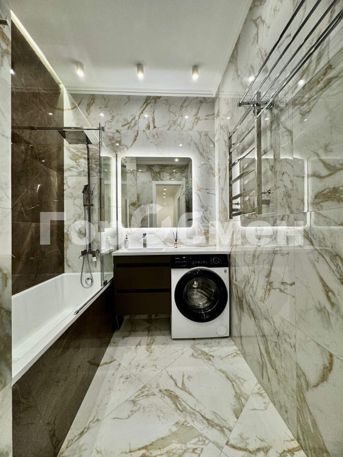 Аренда 2-комнатной квартиры, Москва, Россия,   улица Янковского