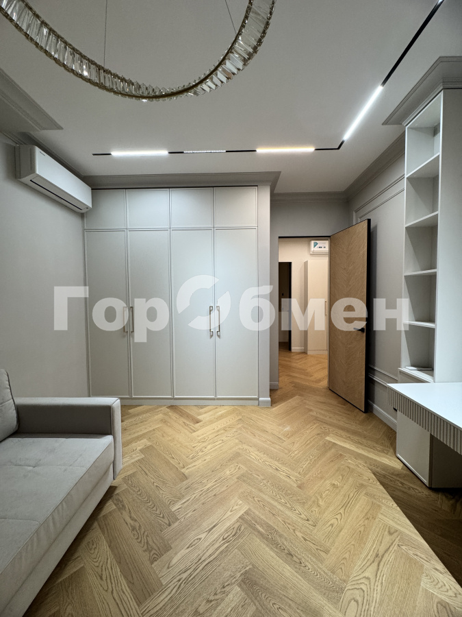 Аренда 2-комнатной квартиры, Москва, Россия,   улица Нижние Мнёвники