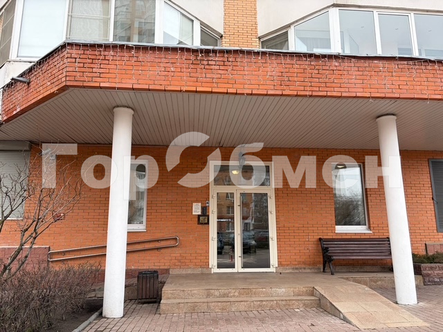 Аренда 3-комнатной квартиры, Москва, Россия,   улица Пырьева