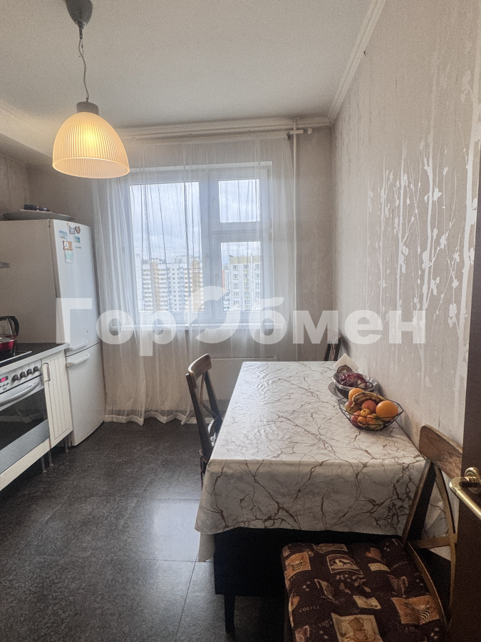 Продажа 2-комнатной квартиры, Москва, Россия,   Лукинская улица