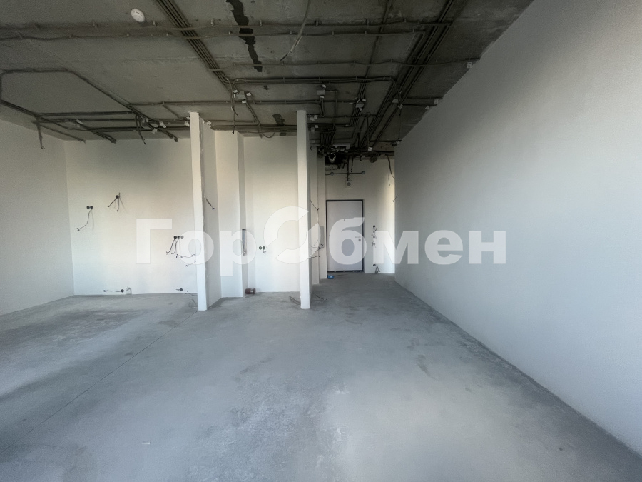 Продажа 3-комнатной квартиры, Москва, Россия,    улица Вильгельма Пика