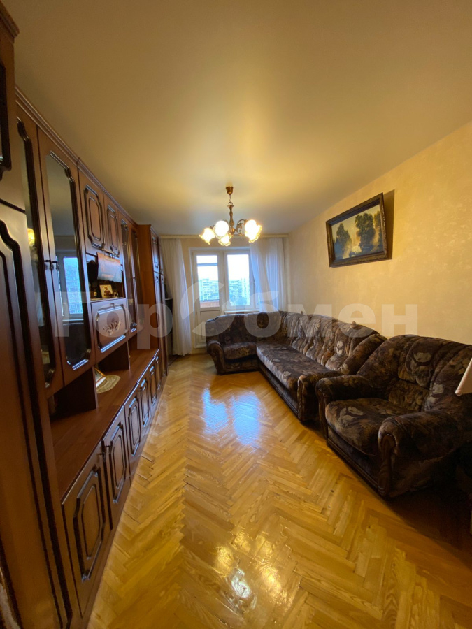 Продажа 3-комнатной квартиры, Москва, Россия,   Новокосинская улица