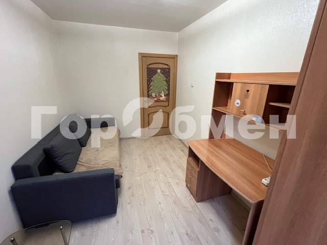 Аренда 3-комнатной квартиры, Москва, Россия,   улица 26 Бакинских Комиссаров