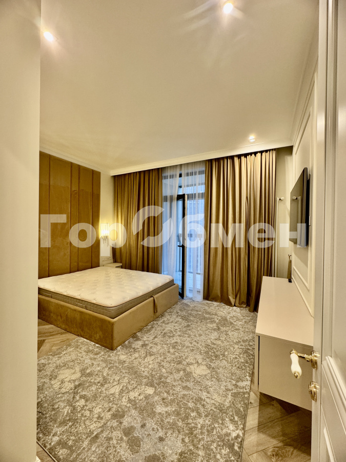 Аренда 2-комнатной квартиры, Москва, Россия,   улица Янковского