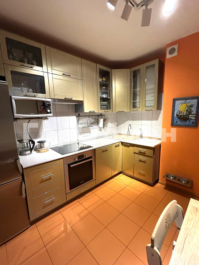 Продажа 1-комнатной квартиры, Москва, Россия,   Южный административный округ