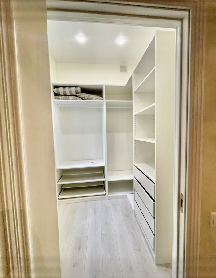 Продажа 2-комнатной квартиры, Москва, улица Архитектора Щусева,  2к1