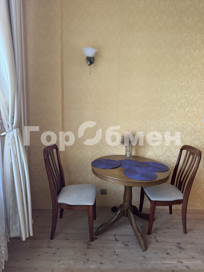 Продажа 2-комнатной квартиры, Москва, Россия,   Воротынская улица