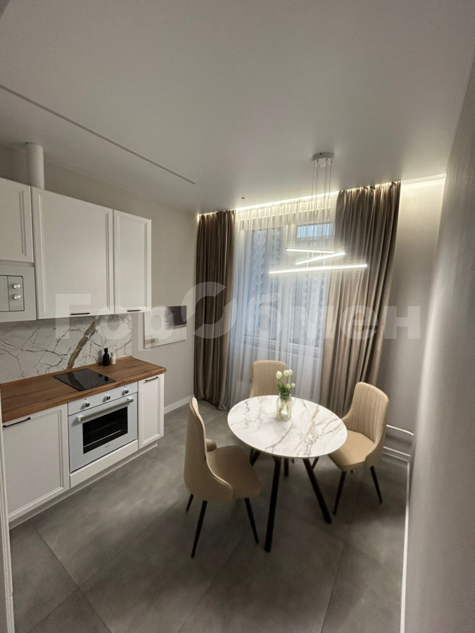 Продажа 1-комнатной квартиры, Москва, Россия,   Берёзовая аллея