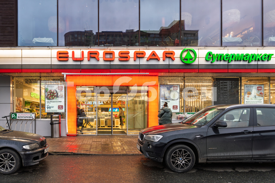 Продажа 3-комнатной квартиры, Москва, Россия,   Винницкая улица