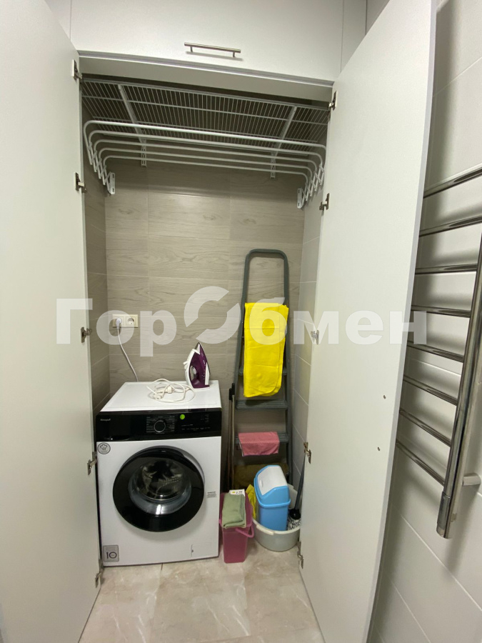 Аренда 2-комнатной квартиры, Москва, Россия,   улица Петра Алексеева