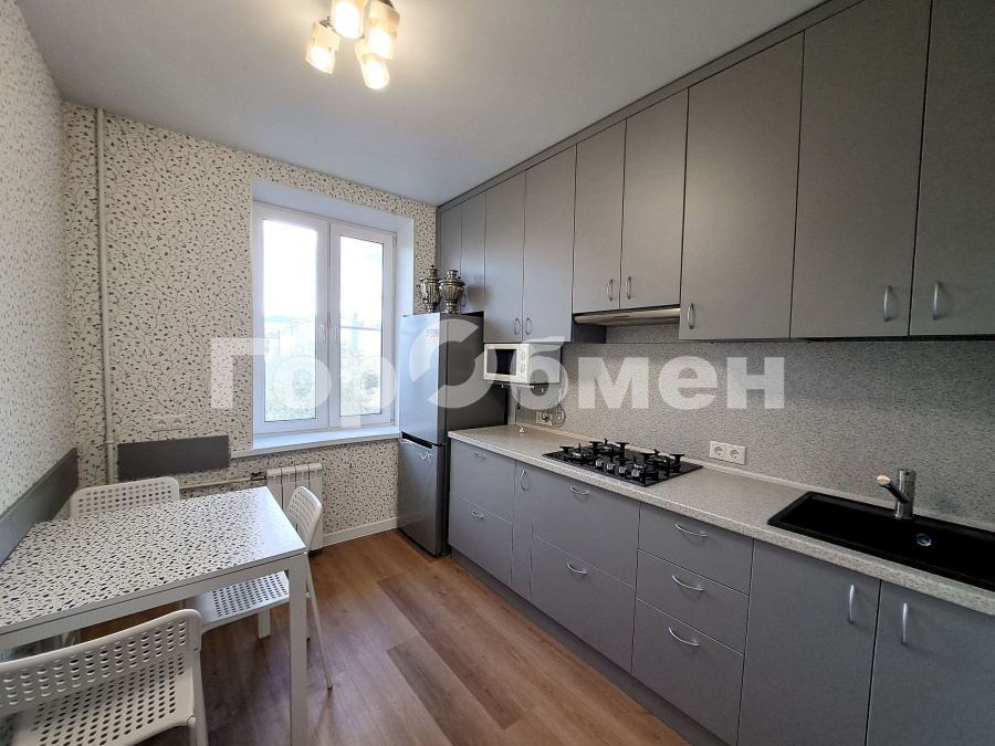 Аренда 2-комнатной квартиры, Москва, Россия,   Васильевская улица