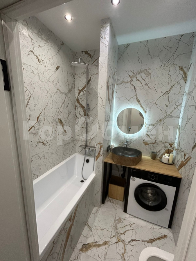 Продажа 1-комнатной квартиры, Москва, Россия,   Берёзовая аллея