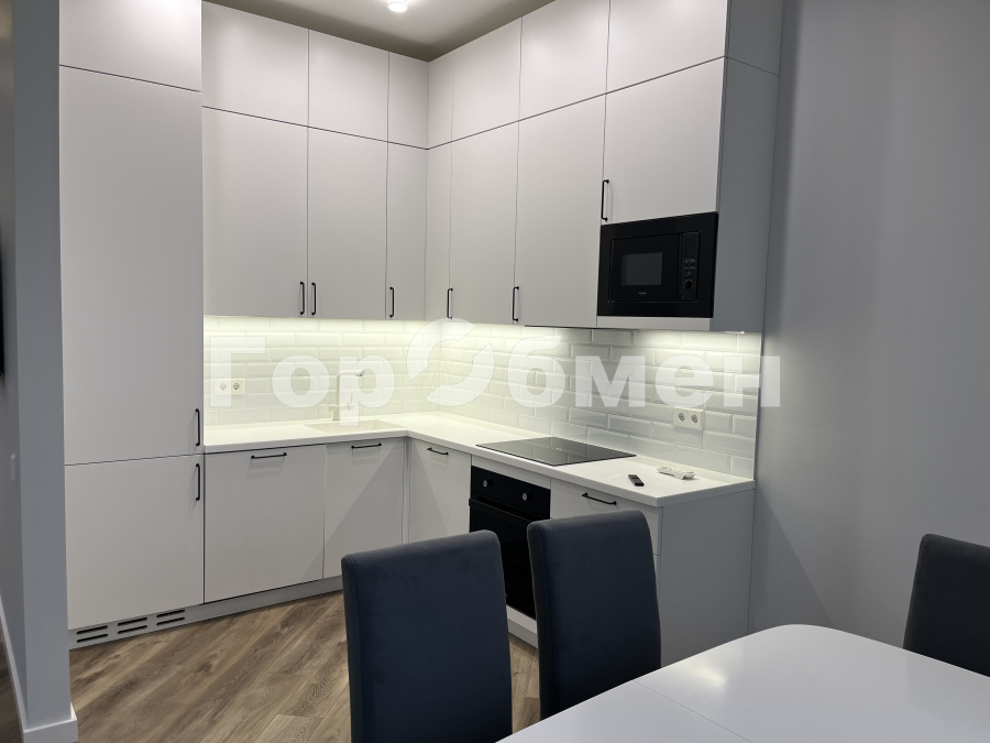 Аренда 2-комнатной квартиры, Москва, Россия,   улица Академика Волгина