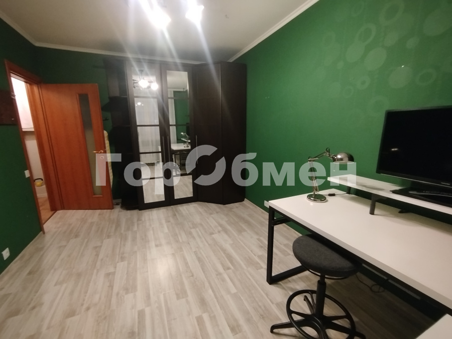 Аренда 3-комнатной квартиры, Москва, Россия,   улица Мичуринский Проспект