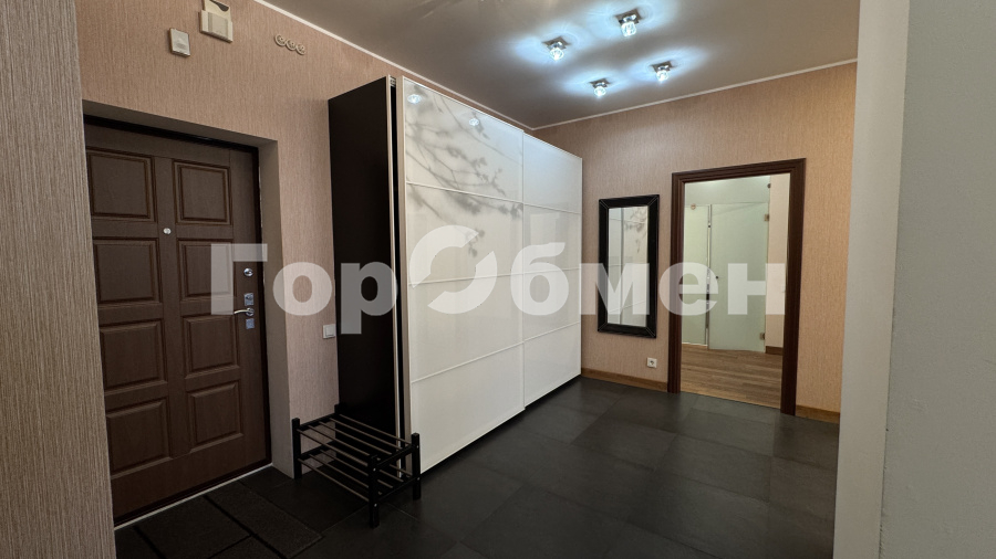 Аренда 2-комнатной квартиры, Москва, Россия,   Истринская улица