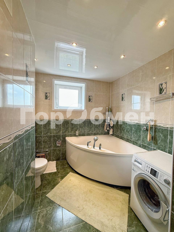 Продажа 3-комнатной квартиры, Москва, Россия,   Нижегородская улица