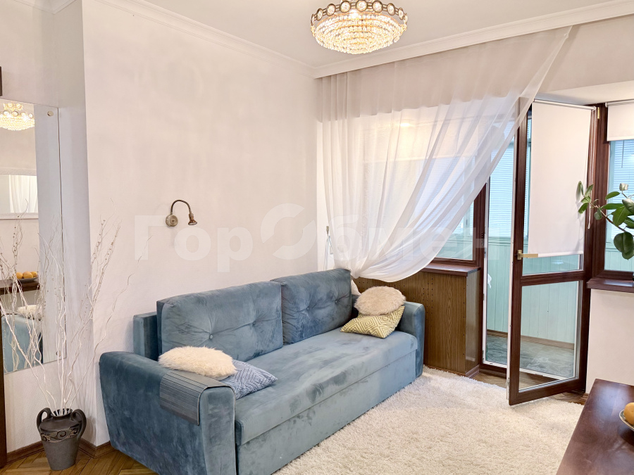 Аренда 3-комнатной квартиры, Москва, Россия,    Славянский бульвар