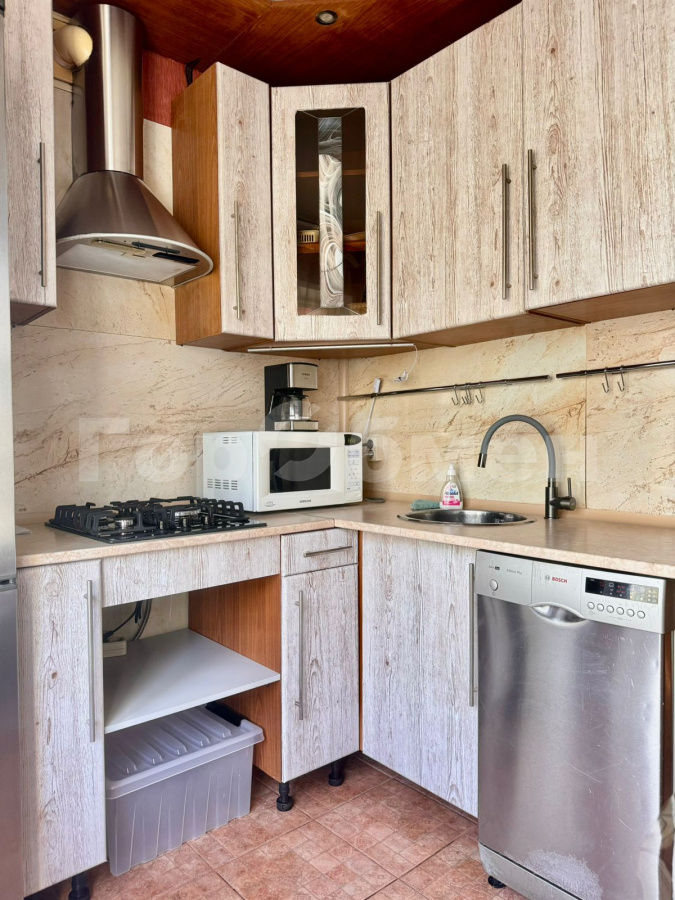 Аренда 2-комнатной квартиры, Москва, Россия,    Кантемировская улица