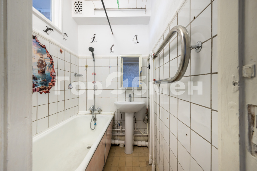 Продажа 2-комнатной квартиры, Москва, Россия,   улица Касаткина