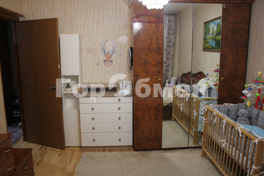 Продажа 2-комнатной квартиры, Москва, Россия,   Снежная улица