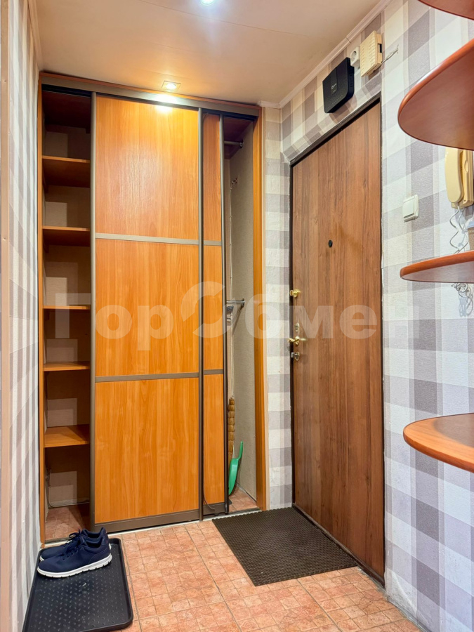 Аренда 2-комнатной квартиры, Москва, Россия,    Кантемировская улица