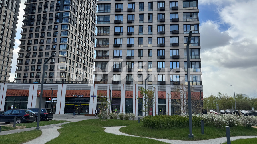 Продажа 3-комнатной квартиры, Москва, Россия,    Электролитный проезд