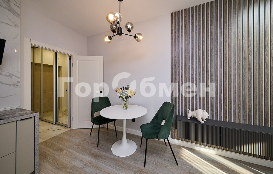 Продажа квартиры, Санкт-Петербург, Россия,    Смоленская улица