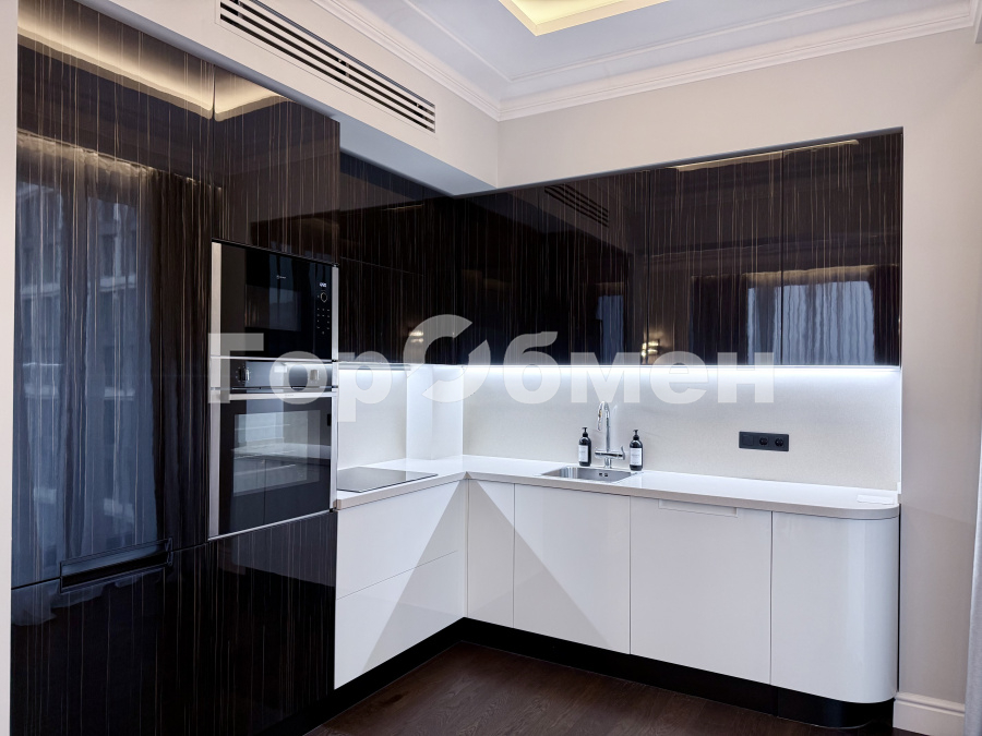 Аренда 2-комнатной квартиры, Москва, Россия,   Ленинградский проспект