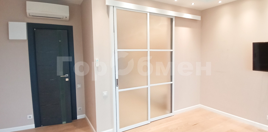 Продажа 1-комнатной квартиры, Москва, Россия,    Ленинский проспект