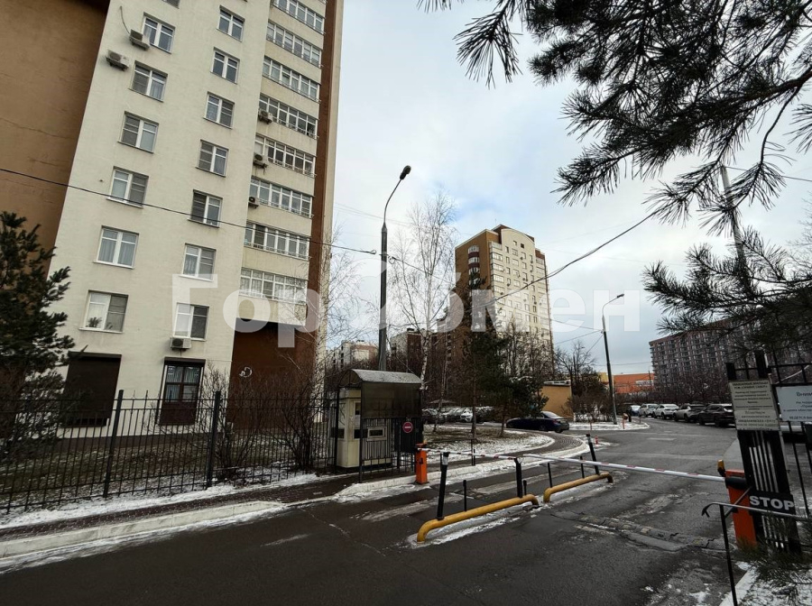 Продажа 3-комнатной квартиры, Москва, Россия,    улица Авиаконструктора Микояна