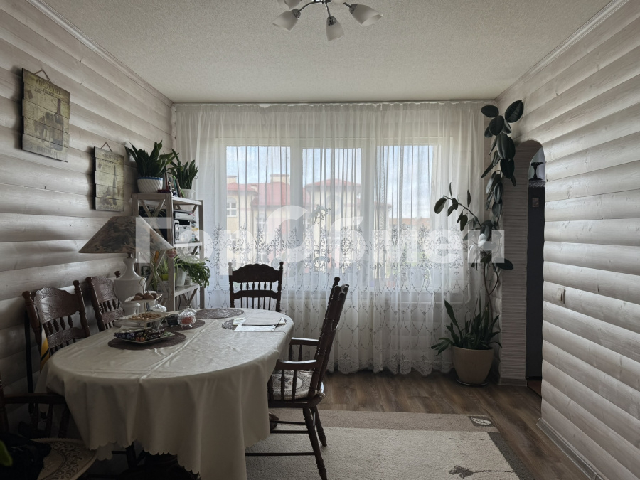 Продажа 4-комнатной квартиры, Зеленоградск, Россия,   Зеленоградский муниципальный округ