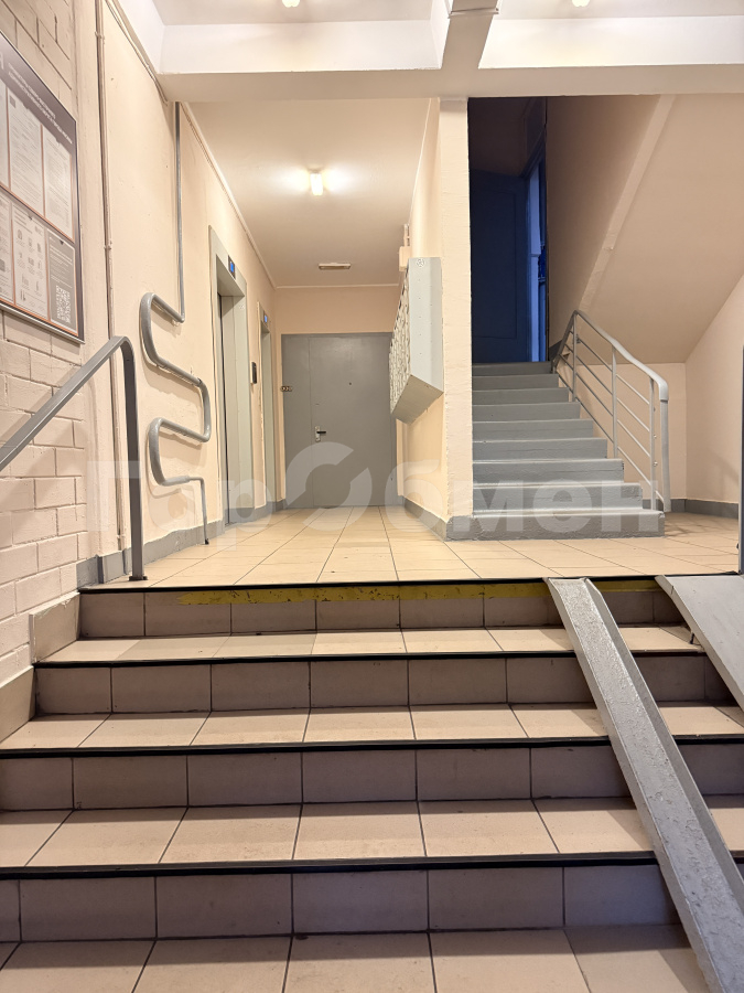 Продажа 3-комнатной квартиры, Москва, Россия,    улица Чичерина