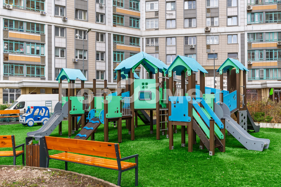 Продажа 2-комнатной квартиры, Москва, Россия,   Михневская улица