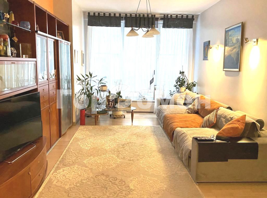 Продажа 3-комнатной квартиры, Москва, Россия,    Кочновский проезд