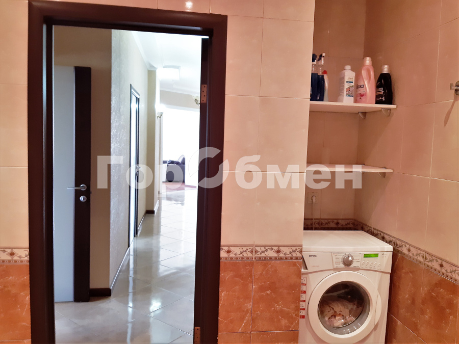 Аренда 3-комнатной квартиры, Москва, Россия,   улица Раменки