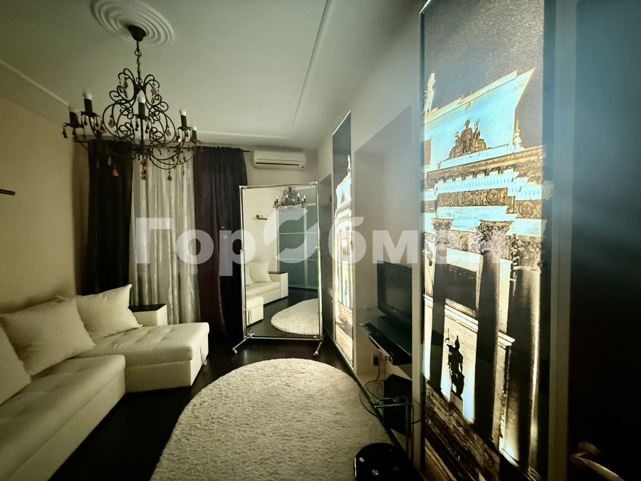 Продажа 2-комнатной квартиры, Москва, Россия,    Кутузовский проспект