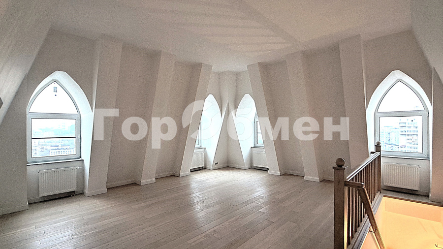 Продажа 4-комнатной квартиры, Москва, Россия,   1-я Мясниковская улица